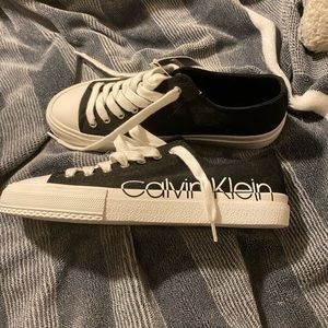 NWT Calvin Klein Sneakers Size 8.5